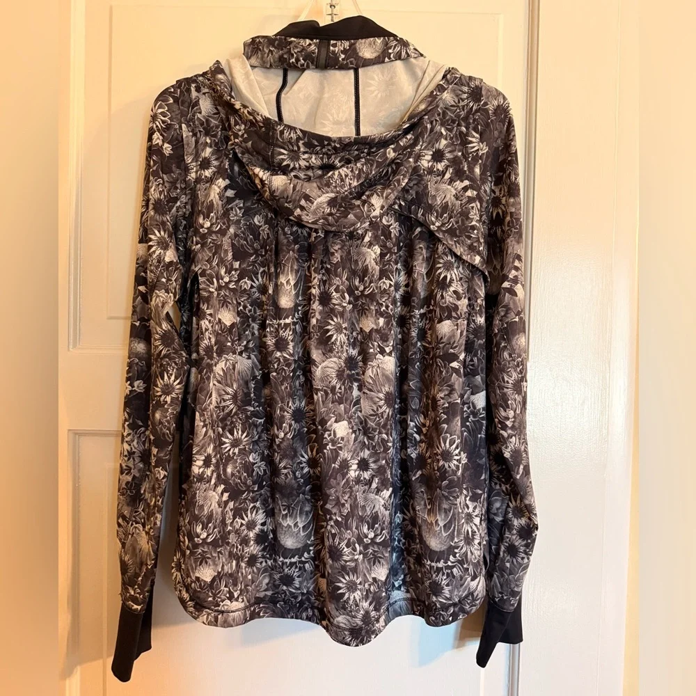 lululemon athletica Bring Back the Track Jacket - Picture 4 of 7